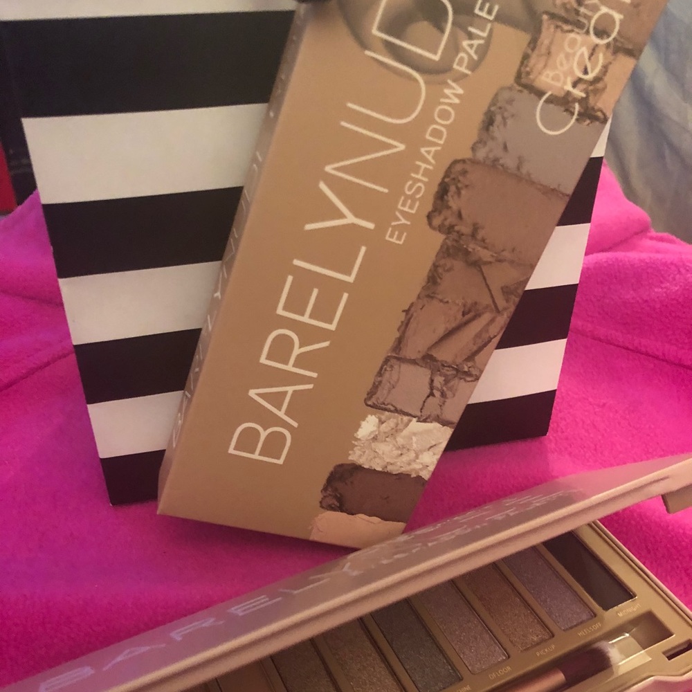 Barely NUDE Eyeshadow Palette
